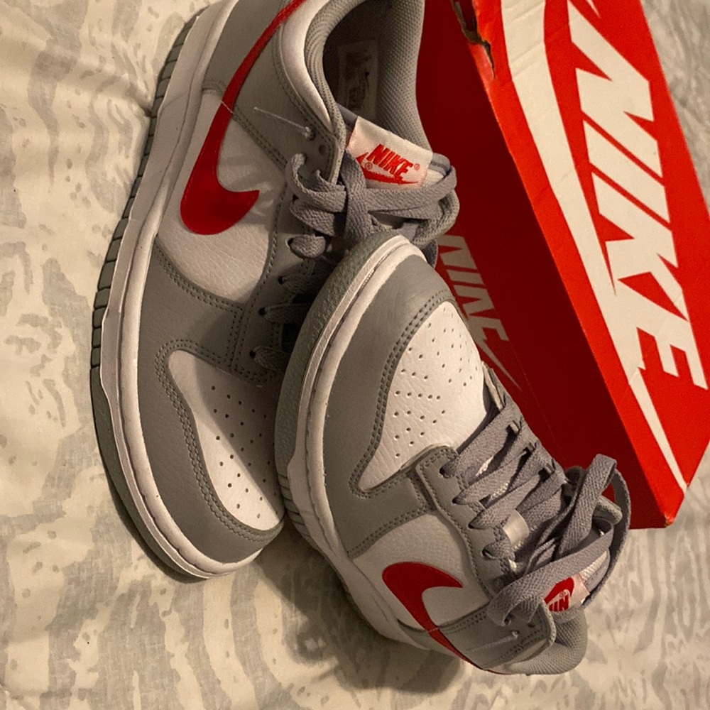 Nike Dunk Low Gray Red GS